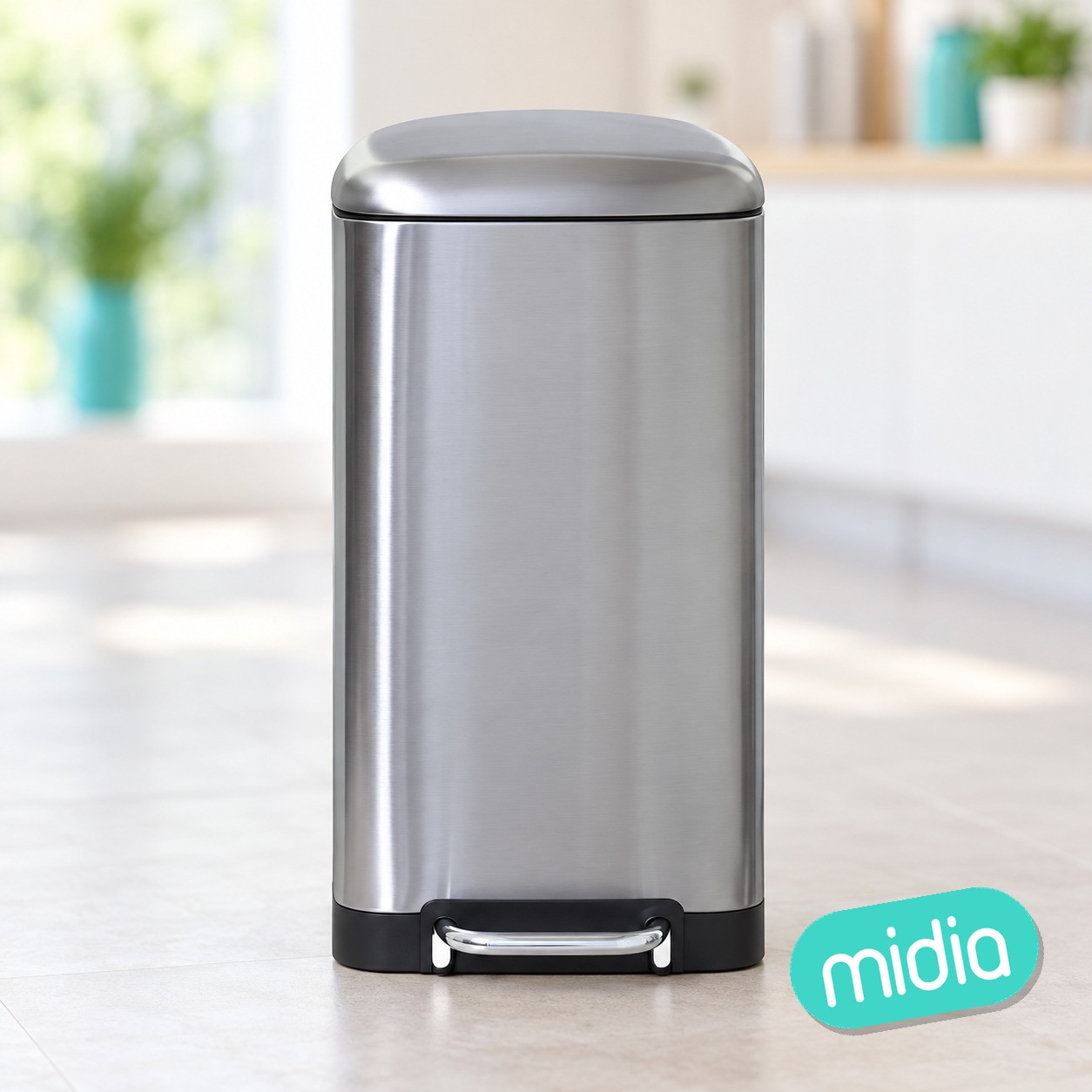 Cubo de basura con pedal de acero inoxidable Ariane 30 l
