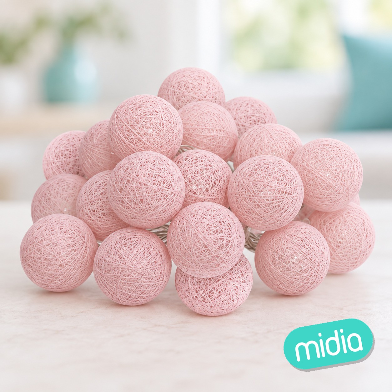 Guirnalda led toma de corriente 20 bolas diám. 6 cm rosa claro