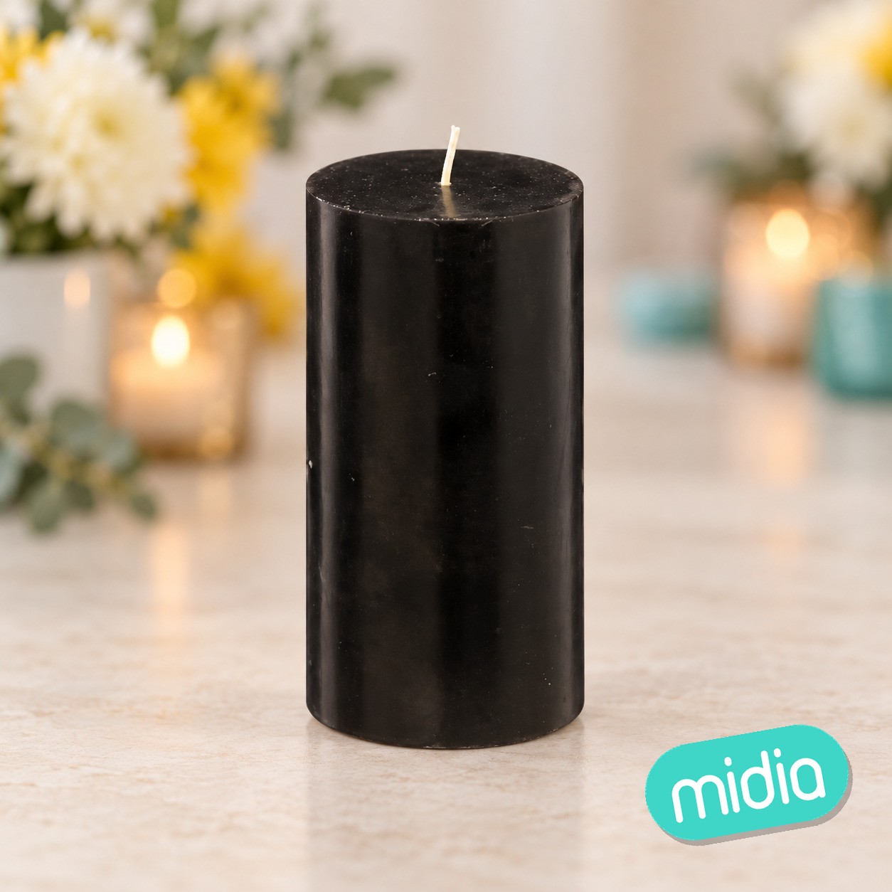 Vela redonda Hugo 7 x 13 cm negra