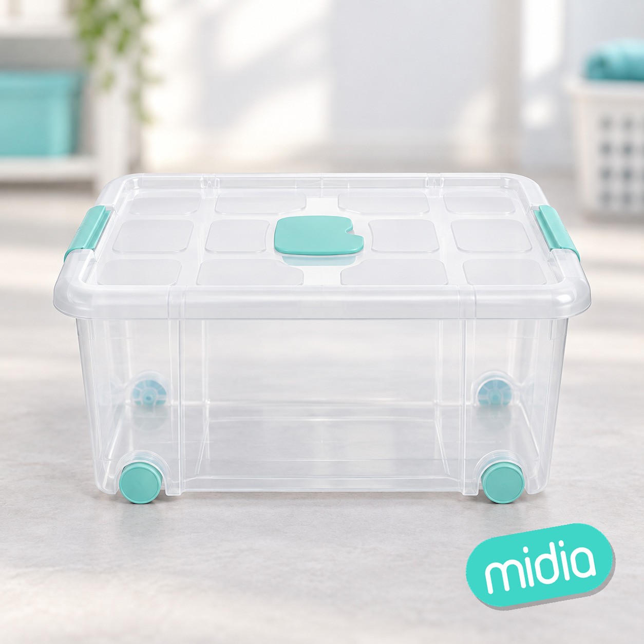 Caja nº3 new box con cierres antipolilla y ruedas 36 l. transparente acc verde
