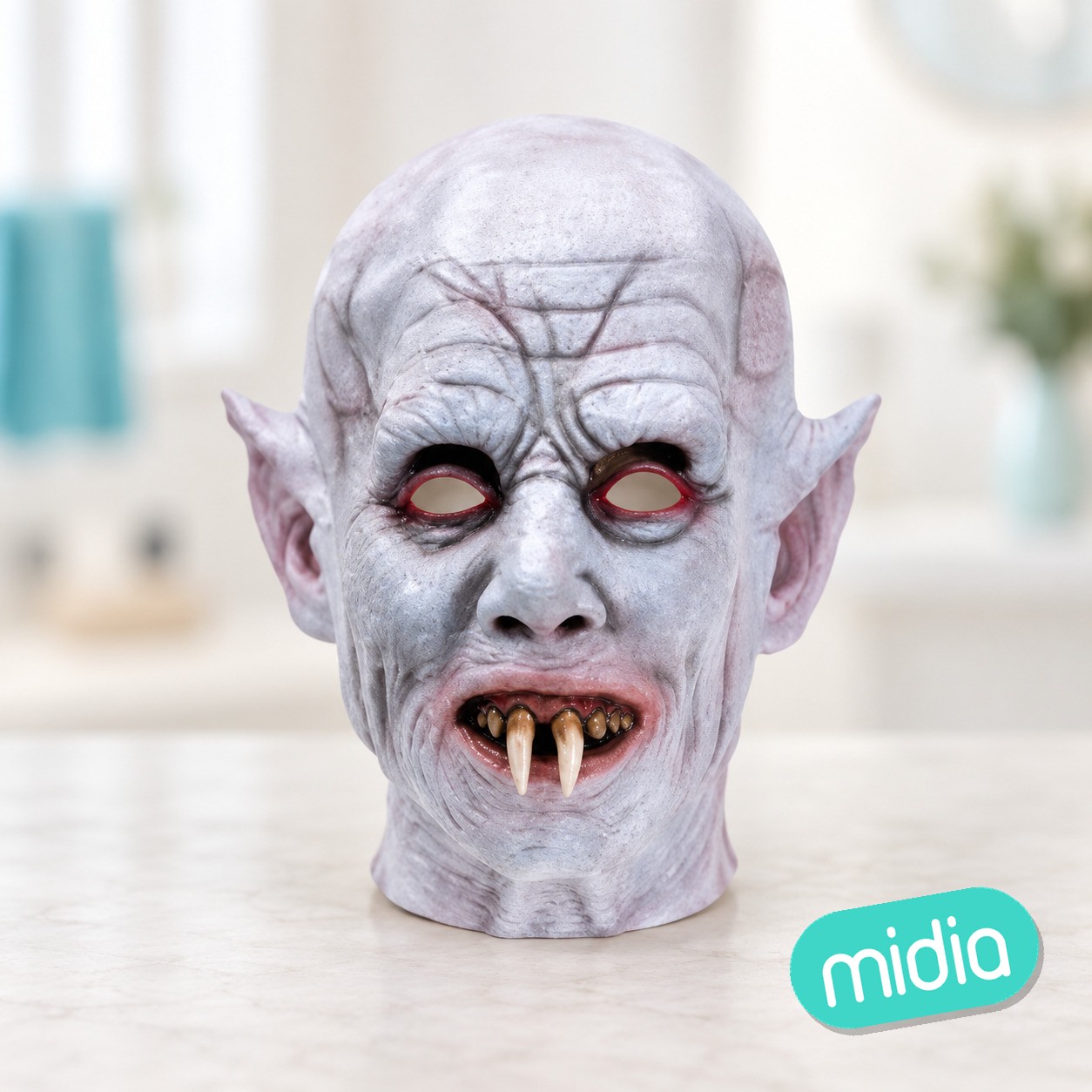Mascara latex vampiro