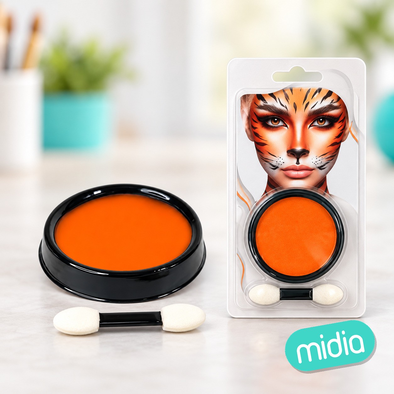 Maquillaje al agua naranja