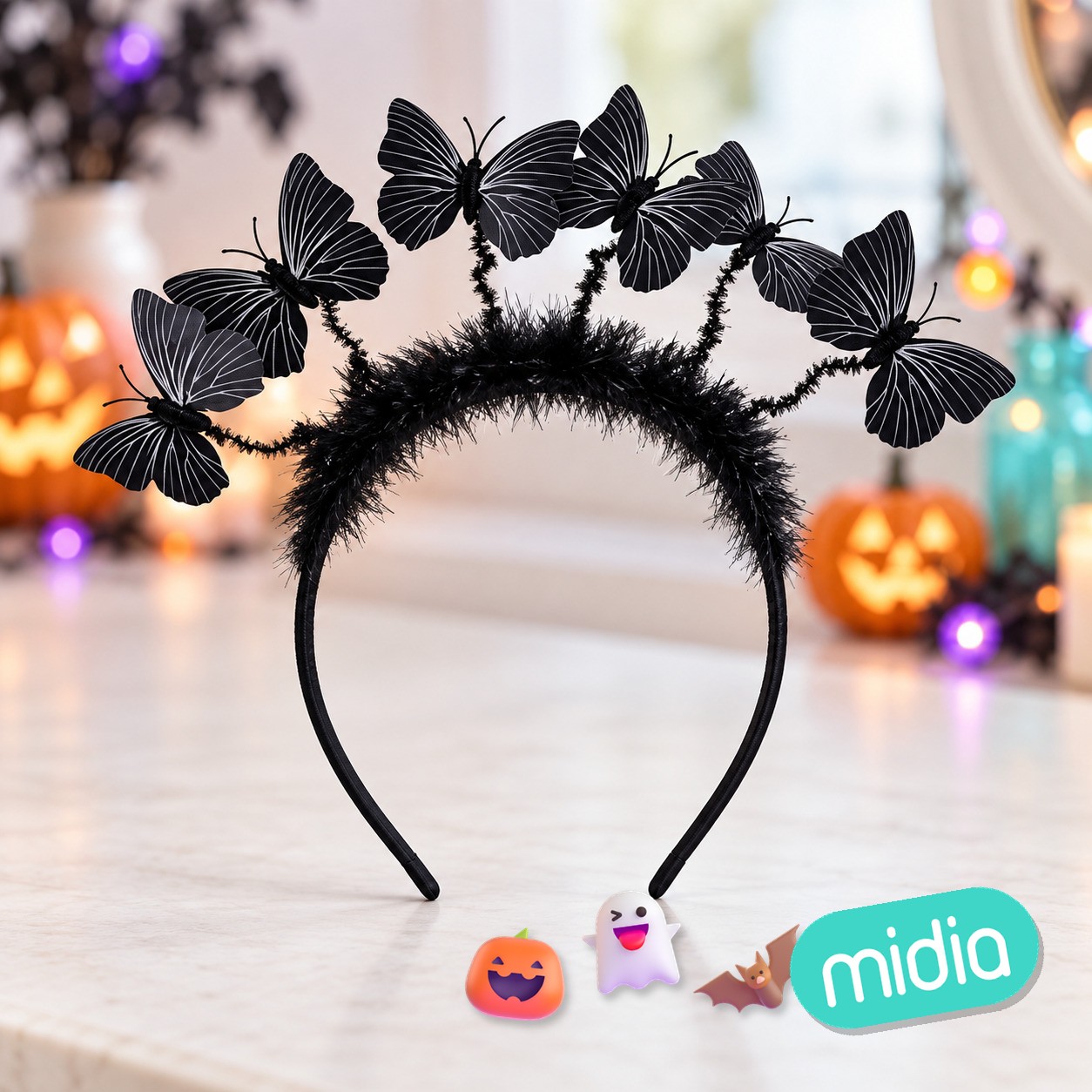 Diadema mariposa negra con plumas