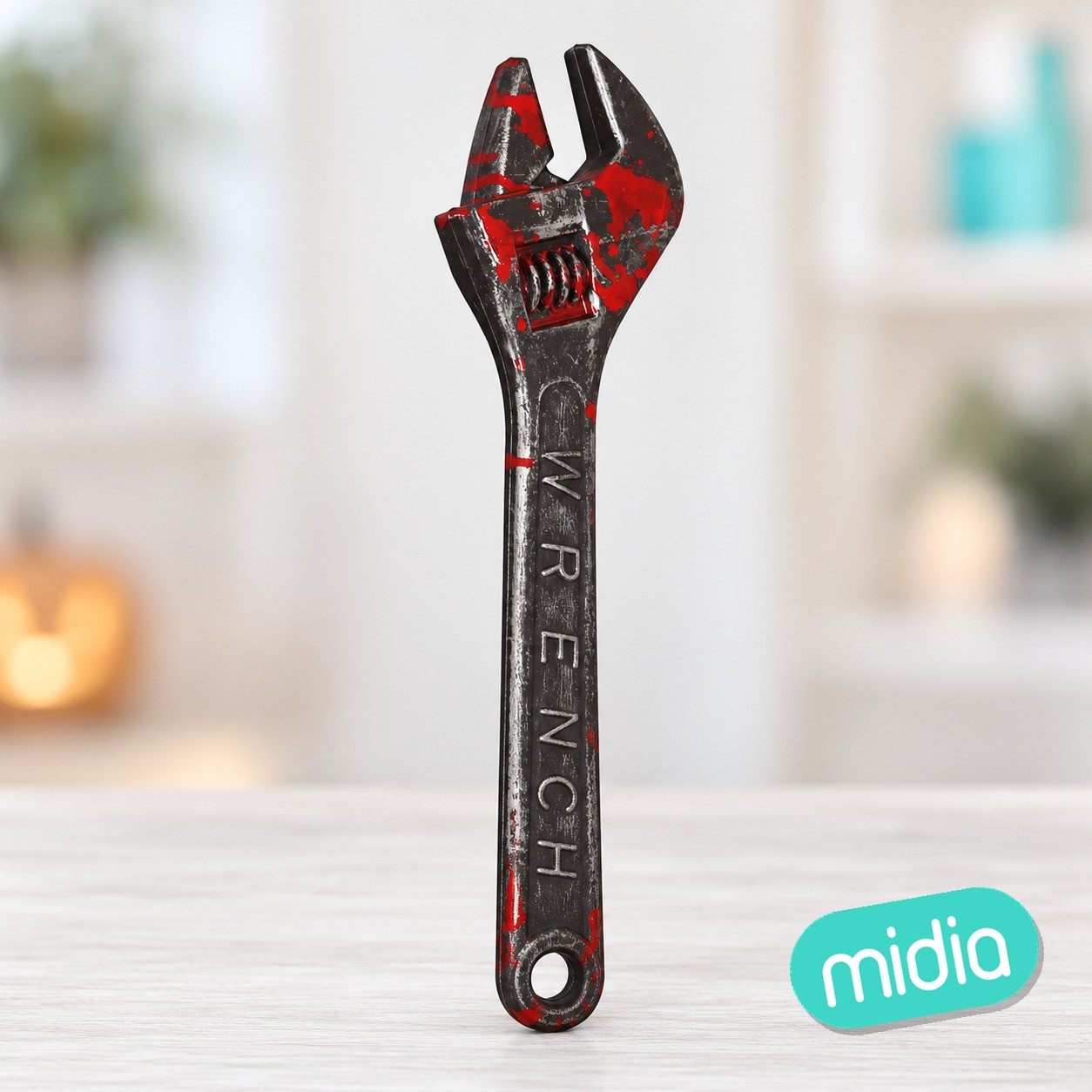 Llave inglesa con sangre, 45 cms.