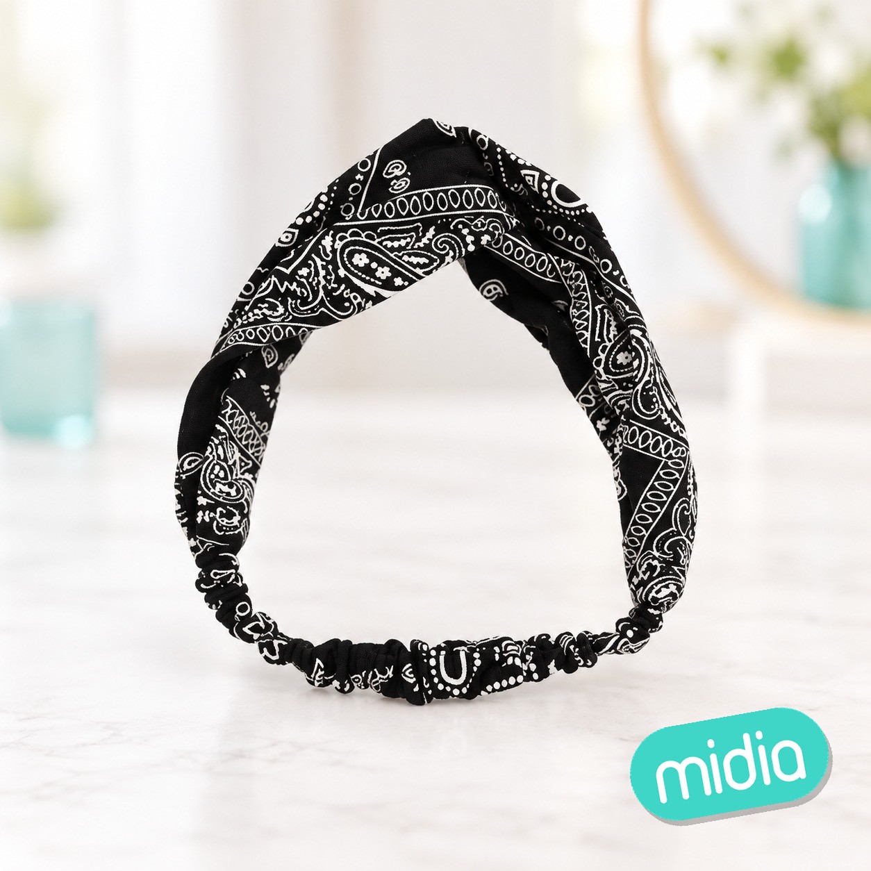 Turbante de flor en negro