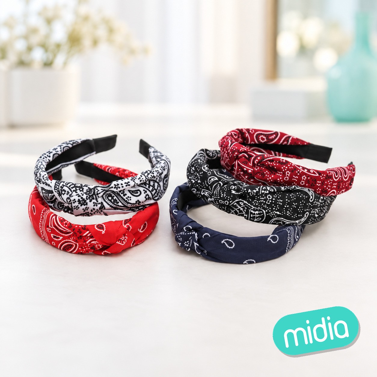 Diadema de flor con nudo