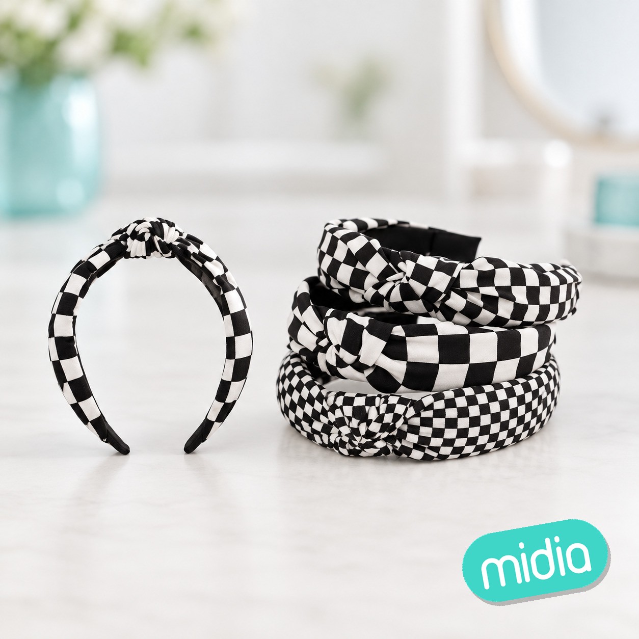 Diadema anudada de ajedrez