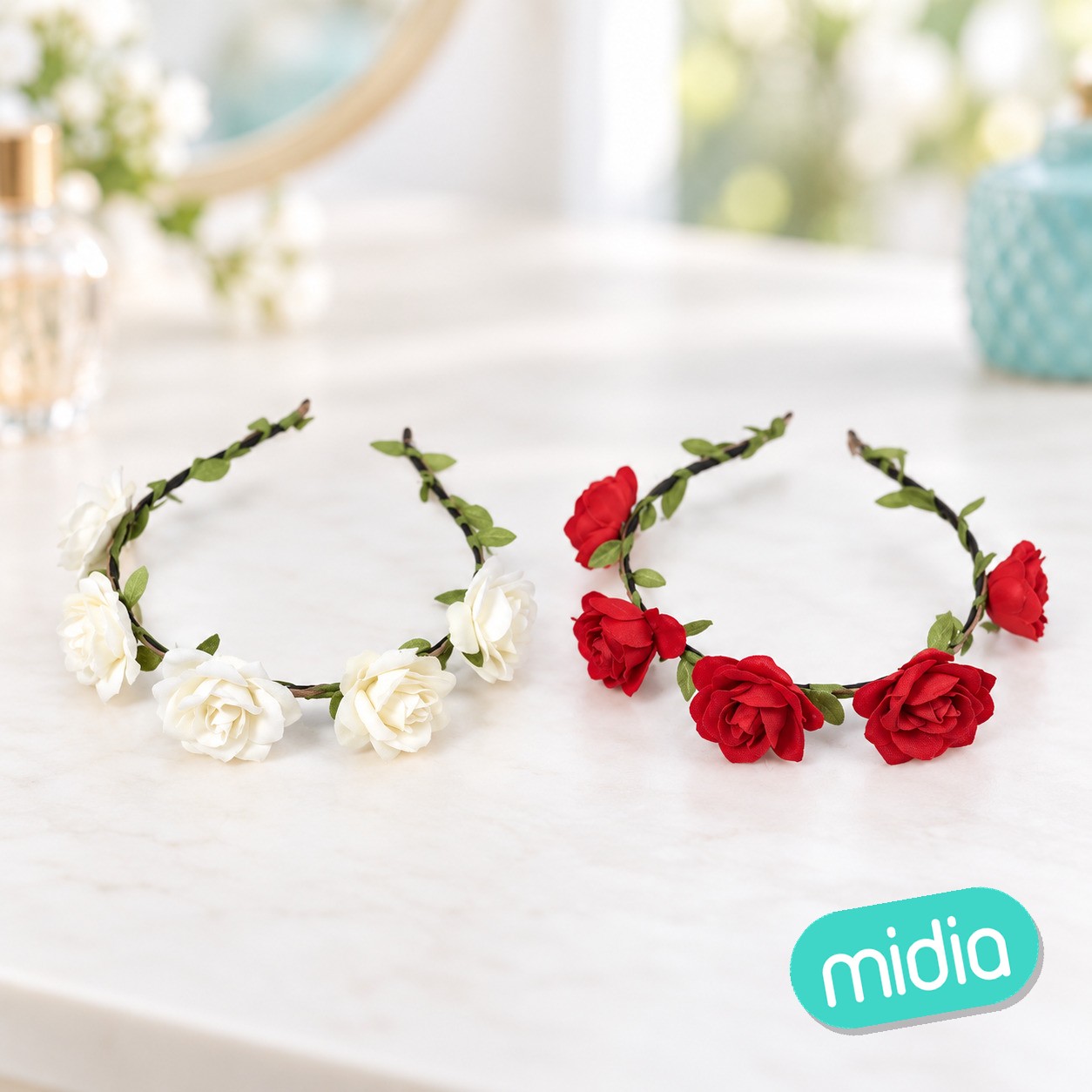 Diadema con flores postizas