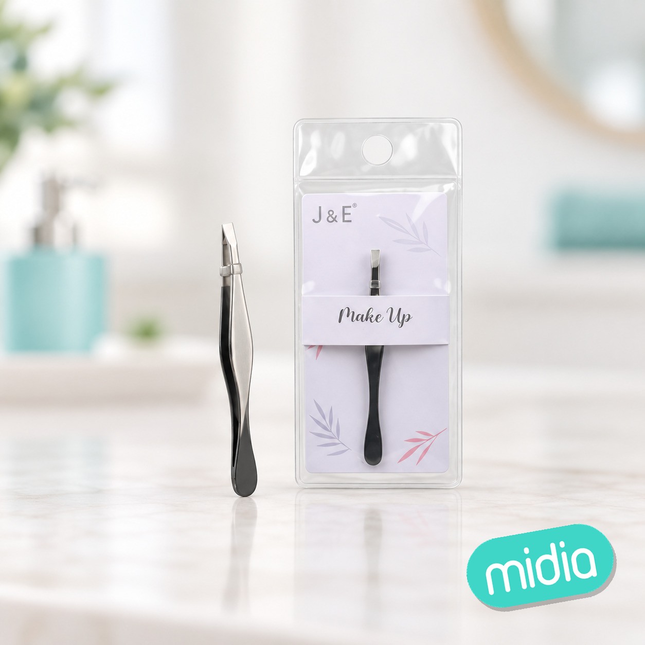 Pinza de cejas plata