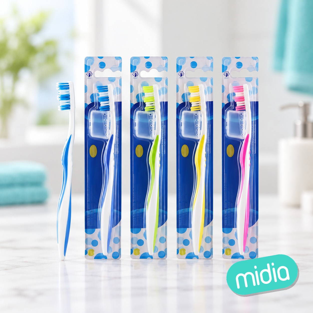 Cepillos de dientes con tapa 12 blisters