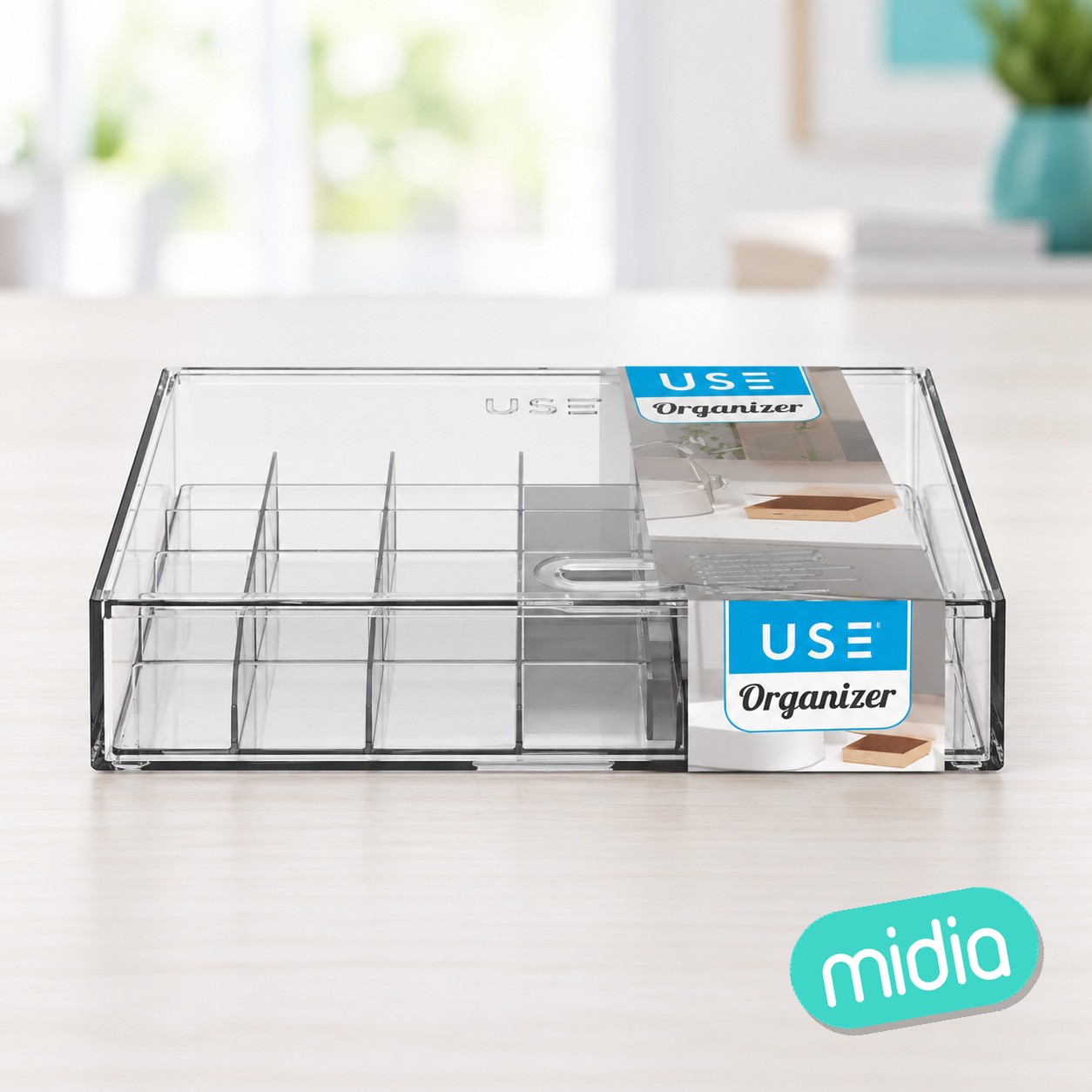 Caja con tapa abatible organizer a5 divisiones pequeñas - transparente