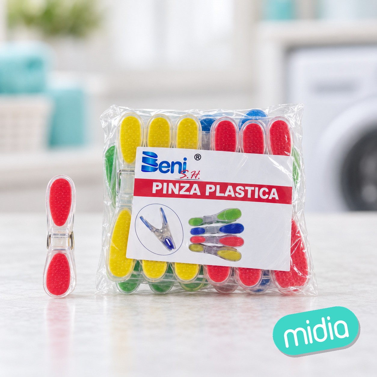 Pinza ropa plastico 8.3x1.8cm